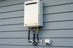 Pros and cons of tankless water heaters